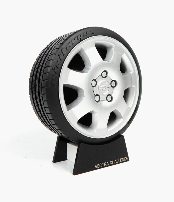 RODA VECTRA CHALLENGE 02 Miniatura Roda Vectra Challenge Minitorque Com Pneu 10cm