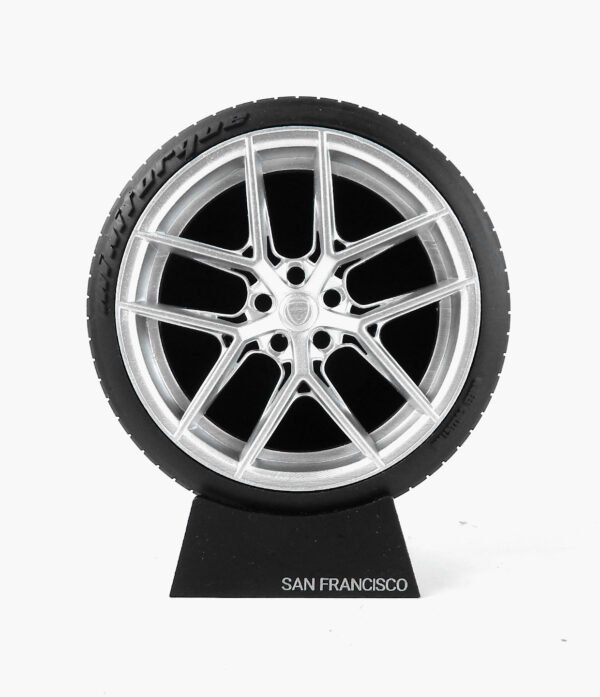 Miniatura Roda Vittoria San Francisco Minitorque Com Pneu 10cm