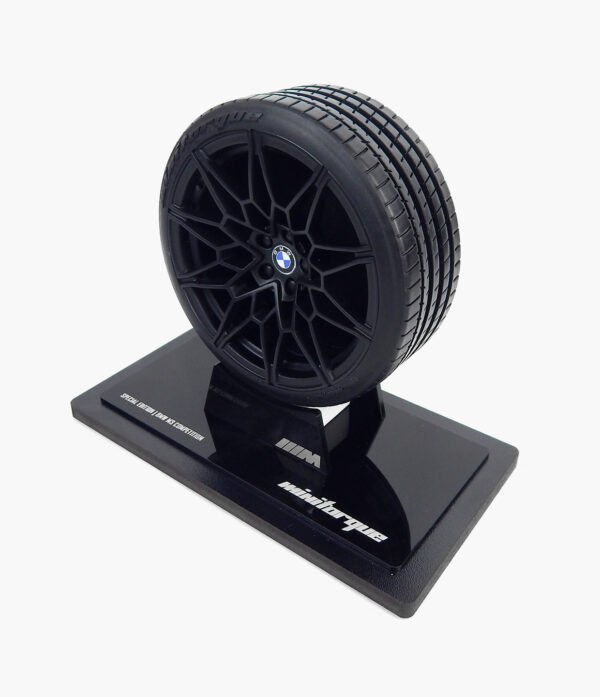 RODA BMW M03 05 Miniatura Roda BMW M3 Minitorque Com Pneu 10cm E Expositor Acrílico