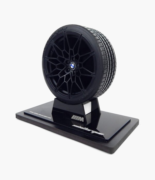 RODA BMW M03 06 Miniatura Roda BMW M3 Minitorque Com Pneu 10cm E Expositor Acrílico