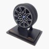 Miniatura Roda BMW M3 Minitorque Com Pneu 10cm E Expositor Acrílico