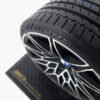 Miniatura Roda BMW M3 Minitorque Com Pneu 10cm E Expositor Acrílico