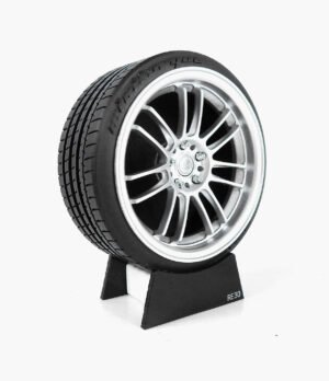 Miniatura Roda Rays RE30 Minitorque Com Pneu 10cm