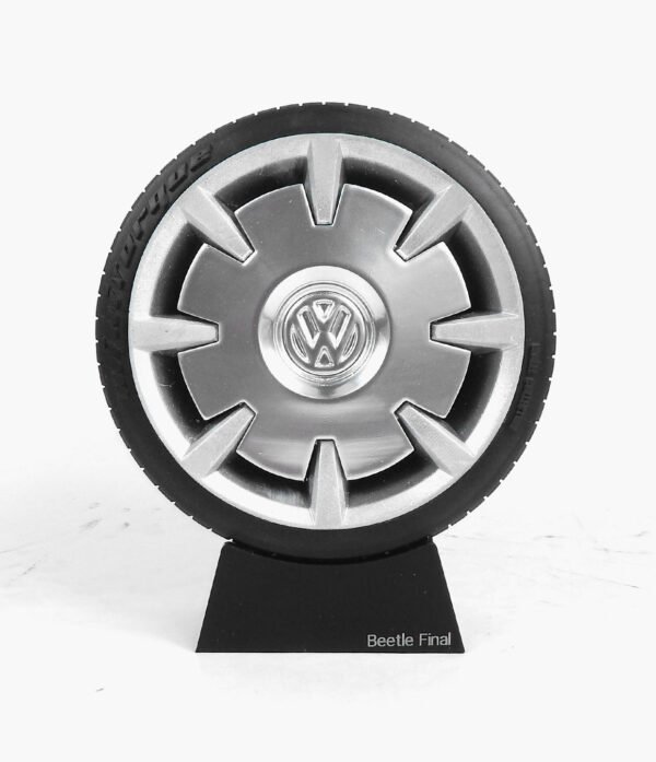 RODA BEETLE FINAL 01 Miniatura Roda VW Fusca Edição Final Minitorque Com Pneu 10cm