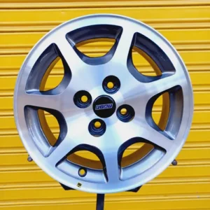 Miniatura Roda Uno Turbo² Minitorque Com Pneu 10cm (EM PRODUÇÃO)