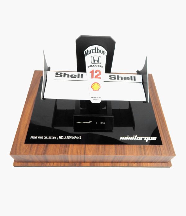 FRONT SENNA AMADEIRADA 06 Miniatura FrontWing F1 MP4/4 Com Expositor Acrílico 26cm de Comprimento