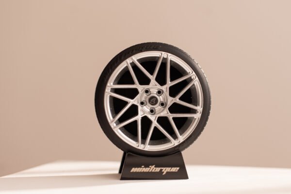 Miniatura Roda BRW 2080 Targa Minitorque Com Pneu 10cm