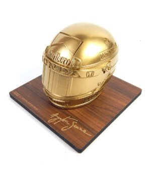 CAP SENNA AMADEIRADO 02 Miniatura Capacete Edição Especial com Base Amadeirada