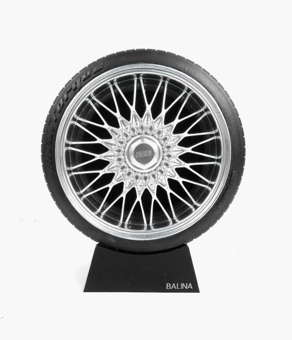 Balina 01 Miniatura Roda Balina Minitorque Com Pneu 10cm