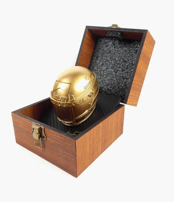 Miniatura Capacete Edição Especial com Caixa Amadeirada