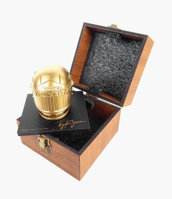 Miniatura Capacete Edição Especial com Caixa Amadeirada