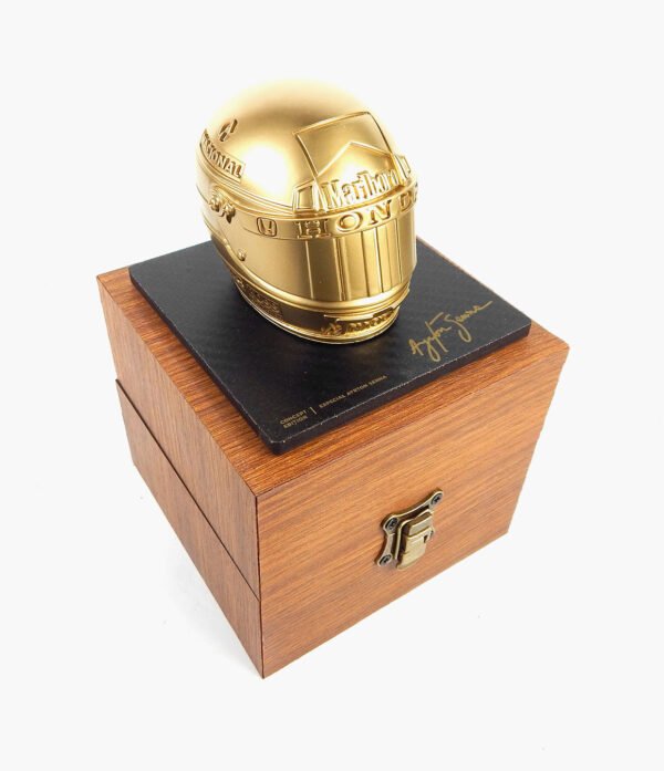 Miniatura Capacete Edição Especial com Caixa Amadeirada