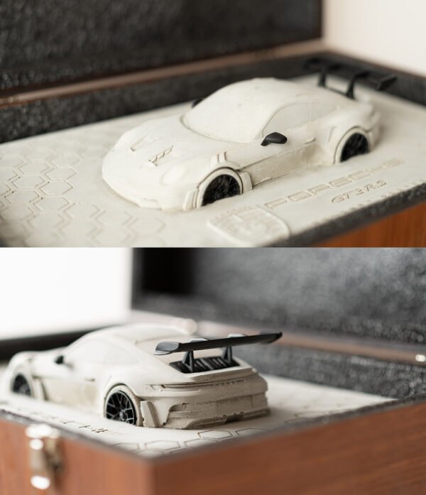 Escultura Porsche GT3 RS Concept Edition Natural Com Maleta Exclusiva