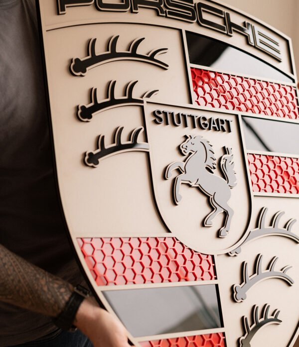 BRASAO PORSCHE 80CM 04 Quadro Decorativo Tripla Camada Logo Porsche 80x62cm Alto Padrão Premium Automotivo